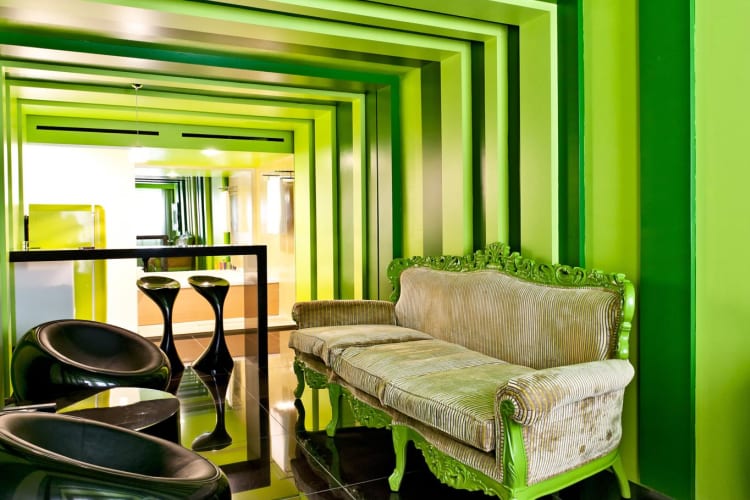 VIP box green